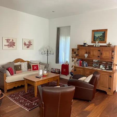 Alpine Apartamento *